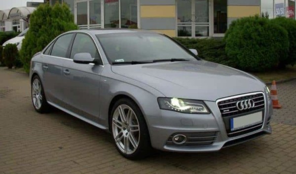 TFB Lišty pod dvere S-line look vhodné pre AUDI A4 B8 (08-15)