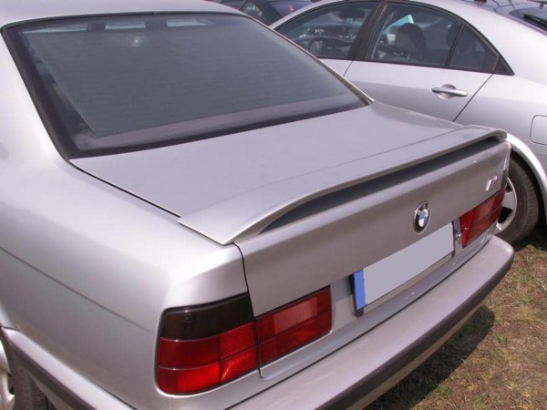 BMW 5 E34 Sedan - Krídlo na kufor TFB