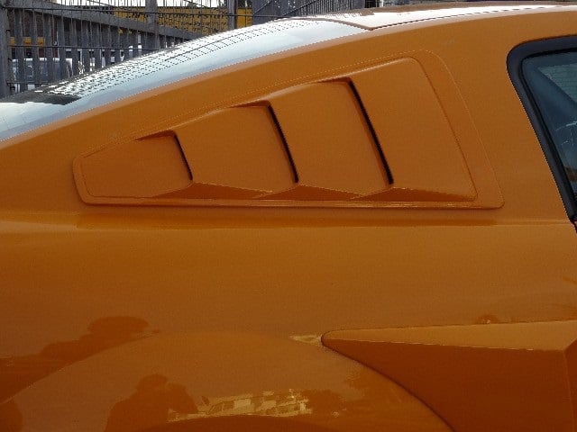 FORD MUSTANG - Náduchy okná zadne (3otvory) TFB