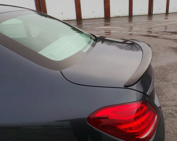 MERCEDES C W205 Sedan- Spoiler na kufor AMG look TFB