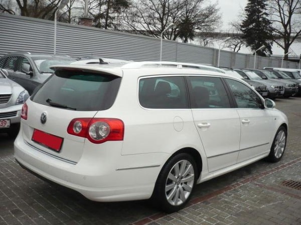 VW PASSAT B6 - Bočné prahy R-line look TFB