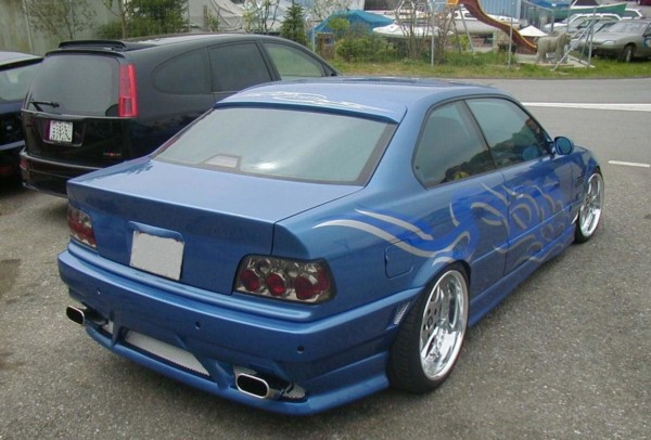 BMW 3 E36 Coupe Spoiler na okno TFB