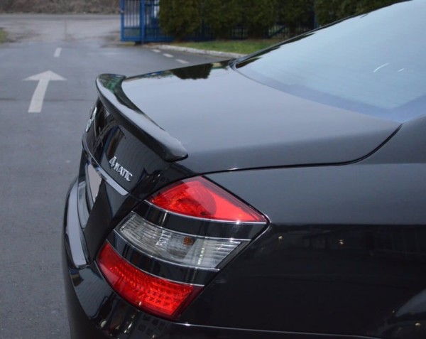 Mercedes Benz S-klasse (W221) -Spoiler na kufor TFB
