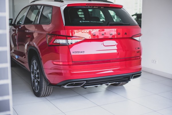 MAXTON DESIGN - Stredový spoiler pod zadný náraznik (with vertical bars) Skoda Kodiaq RS , Čierny lesk – Obrázok 4