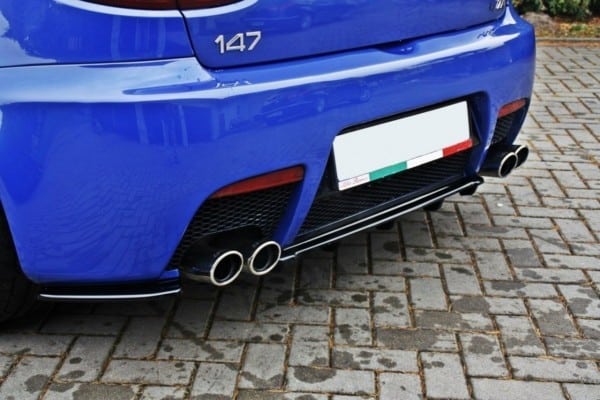 MAXTON DESIGN - Stredový spoiler pod zadný náraznik ALFA ROMEO 147 GTA (with vertical bars) , 
Čierny lesk – Obrázok 2
