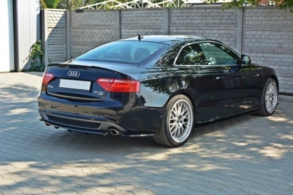 MAXTON DESIGN - Stredový spoiler pod zadný náraznik AUDI A5 S-LINE (with a vertical bar) , Čierny lesk – Obrázok 3