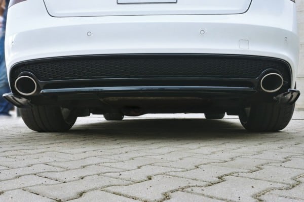 MAXTON DESIGN - Stredový spoiler pod zadný náraznik AUDI A5 S-LINE FACELIFT (without vertical bars) , Čierny lesk – Obrázok 2