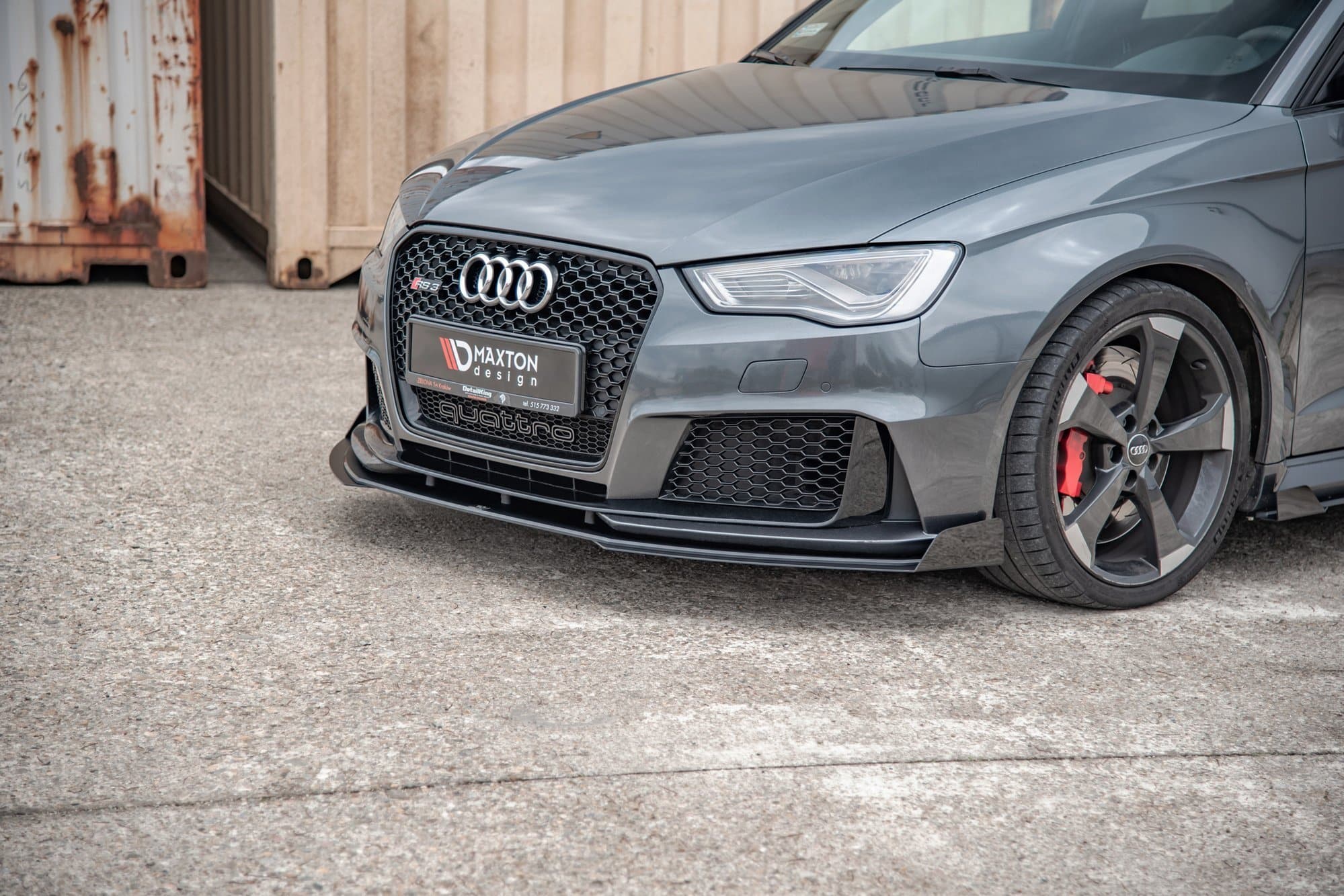 MAXTON DESIGN - Splitre Audi RS3 8V Sportback , Gloss Flaps – Obrázok 3