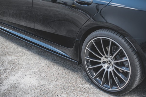 MAXTON DESIGN - Lišty pod prahy Mercedes-Benz CLS AMG-Line C257 , Čierny lesk 

, – Obrázok 3