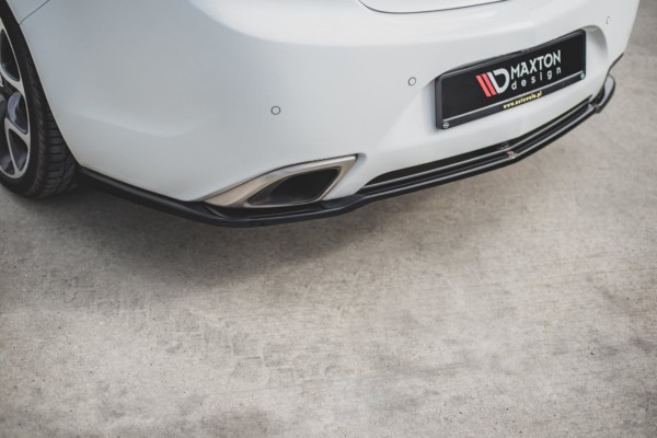 MAXTON DESIGN - Stredový spoiler pod zadný náraznik Opel Insignia Mk. 1 OPC Facelift , Čierny lesk – Obrázok 2