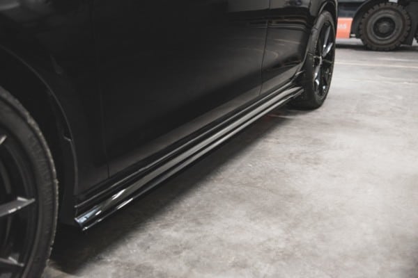 MAXTON DESIGN - Lišty pod prahy VW Golf 7 GTI TCR , RED – Obrázok 2