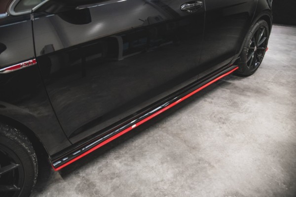 MAXTON DESIGN - Lišty pod prahy VW Golf 7 GTI TCR , RED – Obrázok 8