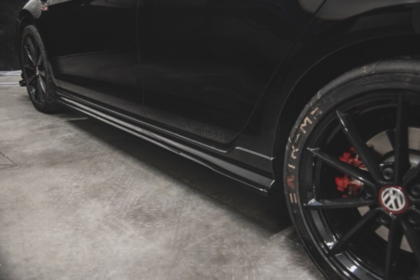 MAXTON DESIGN - Lišty pod prahy VW Golf 7 GTI TCR , RED – Obrázok 4