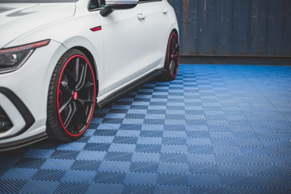 MAXTON DESIGN - Lišty pod prahy Volkswagen Golf 8 GTI , Čierny lesk – Obrázok 5