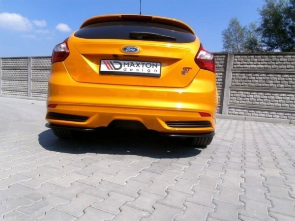 MAXTON DESIGN - Bočné difúzory zadného náraznika Ford Focus ST Mk3 Hatchback , Čierny lesk