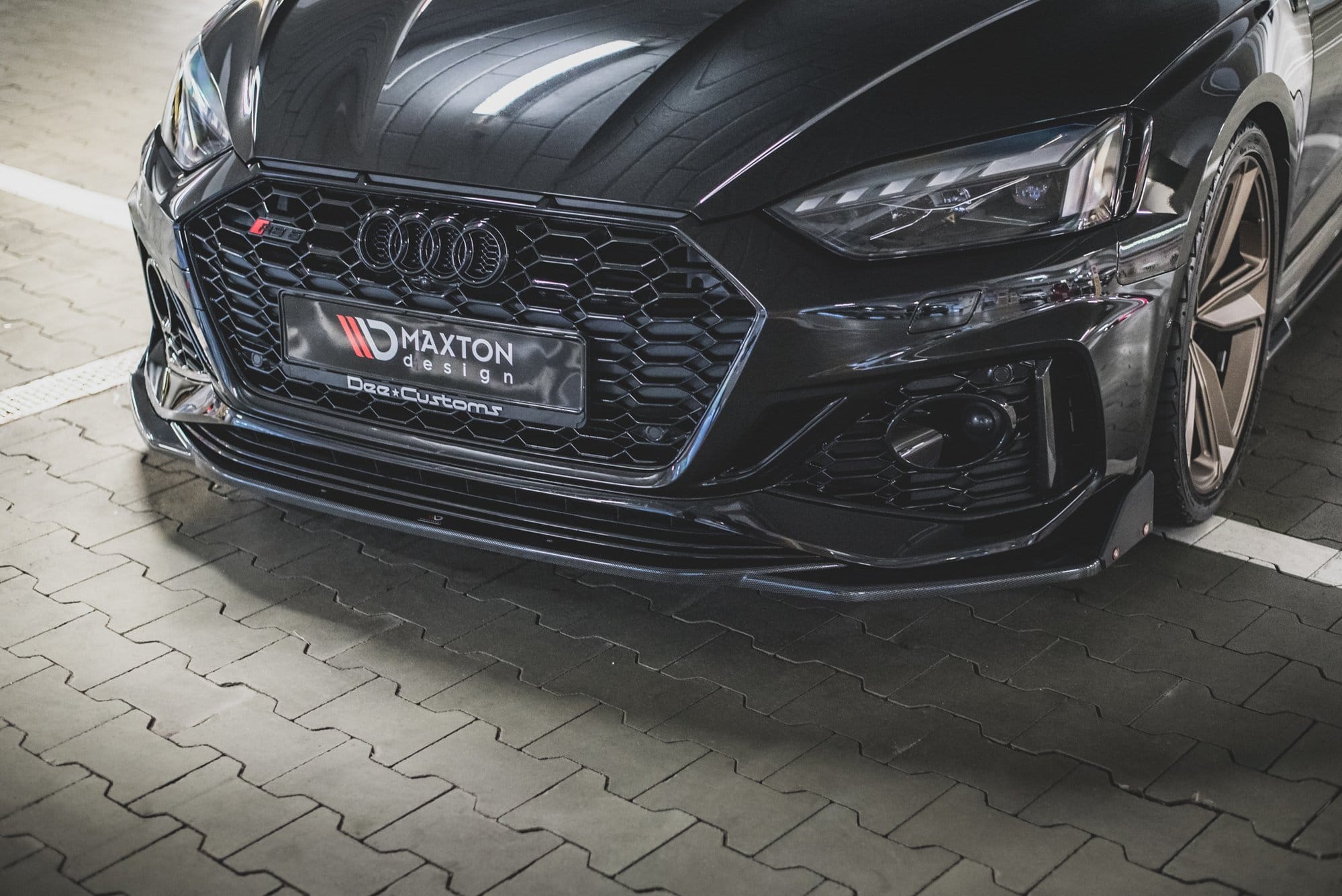 MAXTON DESIGN - Spoiler pod Predný náraznik + Splitre V.1 Audi RS5 F5 Facelift , Čierny lesk
Plus – Obrázok 4