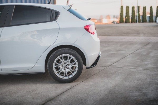 MAXTON DESIGN - Bočné difúzory zadného náraznika V.3 Alfa Romeo Giulietta Facelift , Čierny lesk , – Obrázok 5