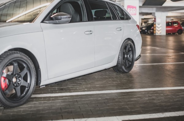 MAXTON DESIGN - Lišty pod prahy V.1 Skoda Octavia RS Mk4 , Čierny lesk – Obrázok 2