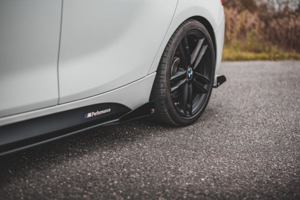 MAXTON DESIGN - Racing Durability Lišty pod prahy V.2 + Splitre for vhodné pre BMW 1 F20 M135i / M140i / M-Pack , Black + Gloss Flaps – Obrázok 5