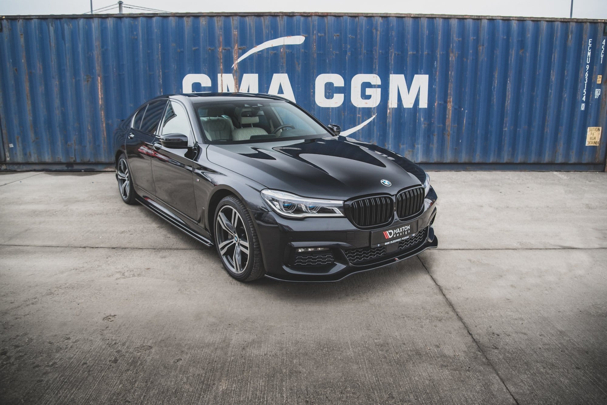 MAXTON DESIGN - Spoiler pod Predný náraznik V.1 for vhodné pre BMW 7 M-Pack G11 , Čierny lesk – Obrázok 2