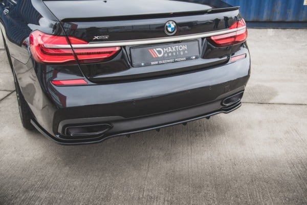 MAXTON DESIGN - Stredový spoiler pod zadný náraznik (with vertical bars) for vhodné pre BMW 7 M-Pack G11 , Čierny lesk – Obrázok 4