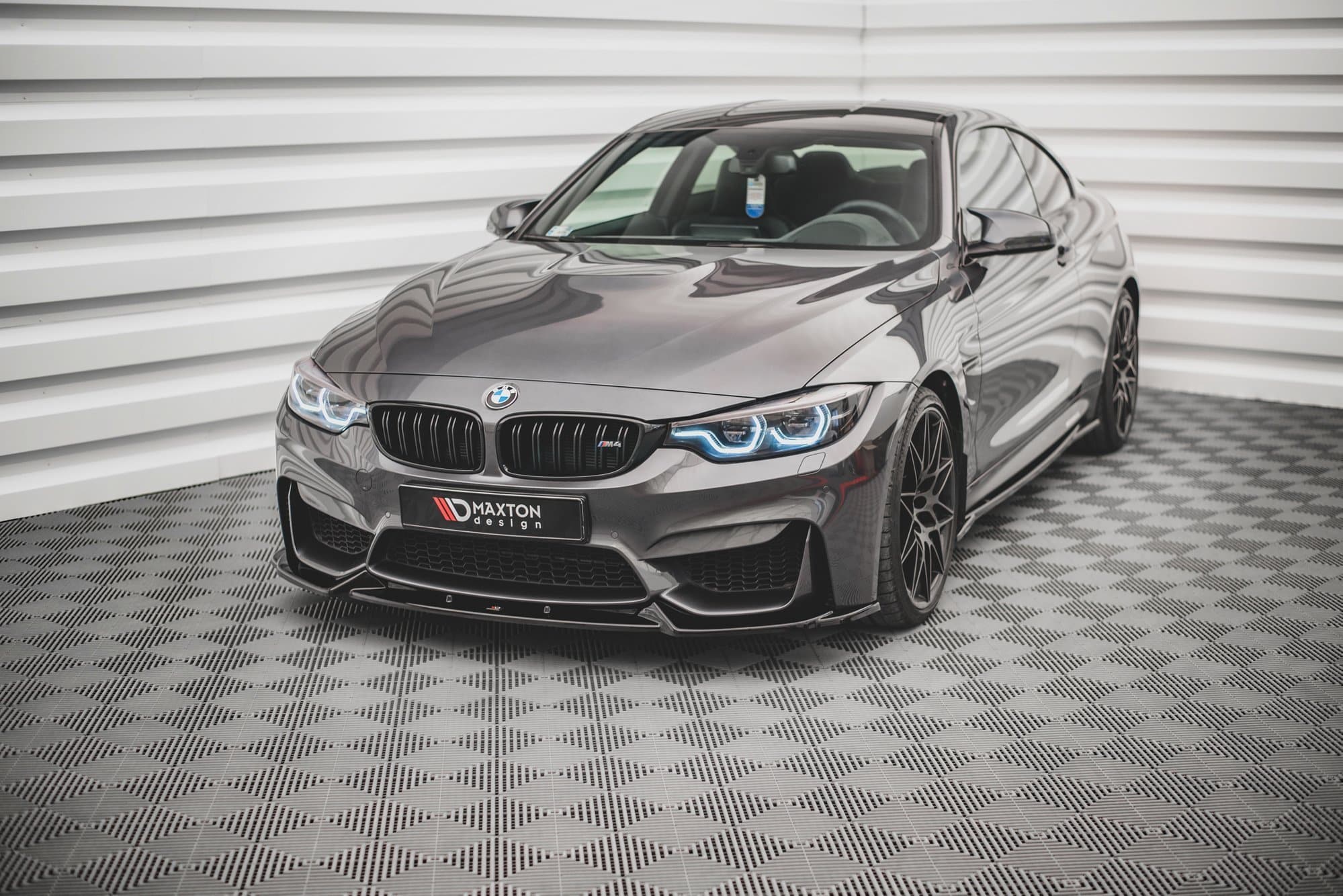 MAXTON DESIGN - Spoiler pod Predný náraznik vhodné pre BMW M4 F82 , Čierny lesk – Obrázok 2