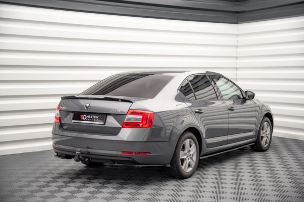 MAXTON DESIGN - Lišty pod prahy Skoda Octavia Mk3 Facelift , Čierny lesk – Obrázok 3