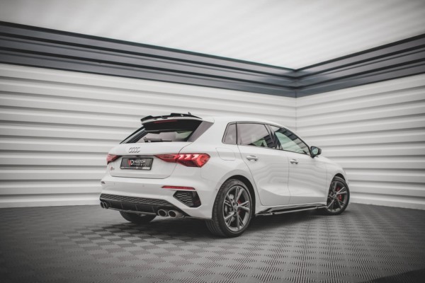 MAXTON DESIGN - Lišty pod prahy Audi S3 / A3 S-Line 8Y , Čierny lesk – Obrázok 4