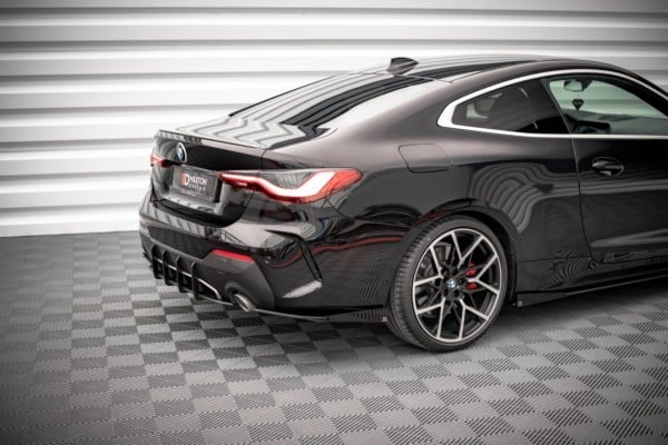 MAXTON DESIGN -  Bočné difúzory zadného náraznika + Splitre vhodné pre BMW 4 M-Pack G22 , Black + Gloss Flaps – Obrázok 2