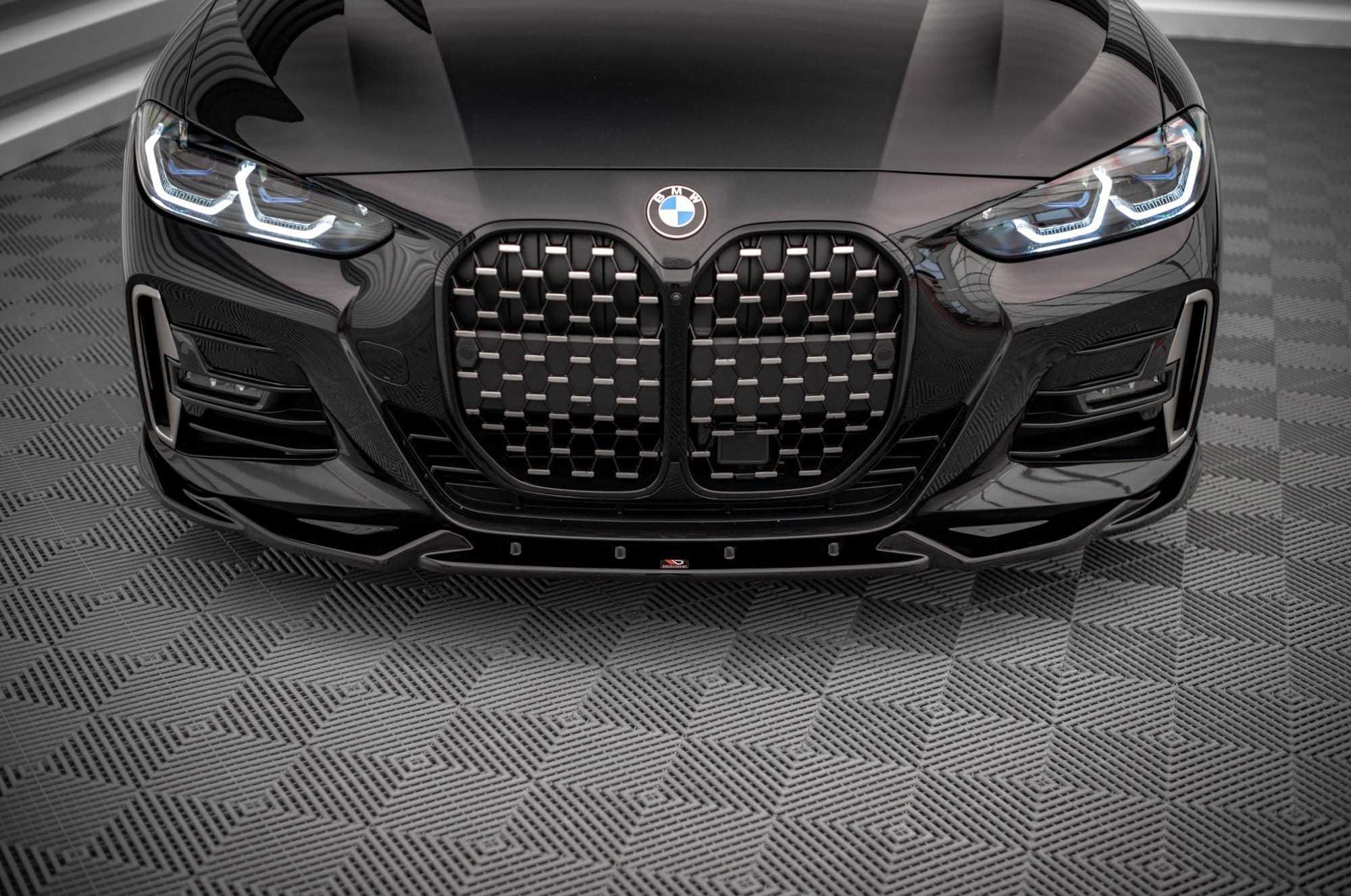 MAXTON DESIGN - Spoiler pod Predný náraznik V.2 vhodné pre BMW 4 M-Pack G22 , Čierny lesk
, – Obrázok 2