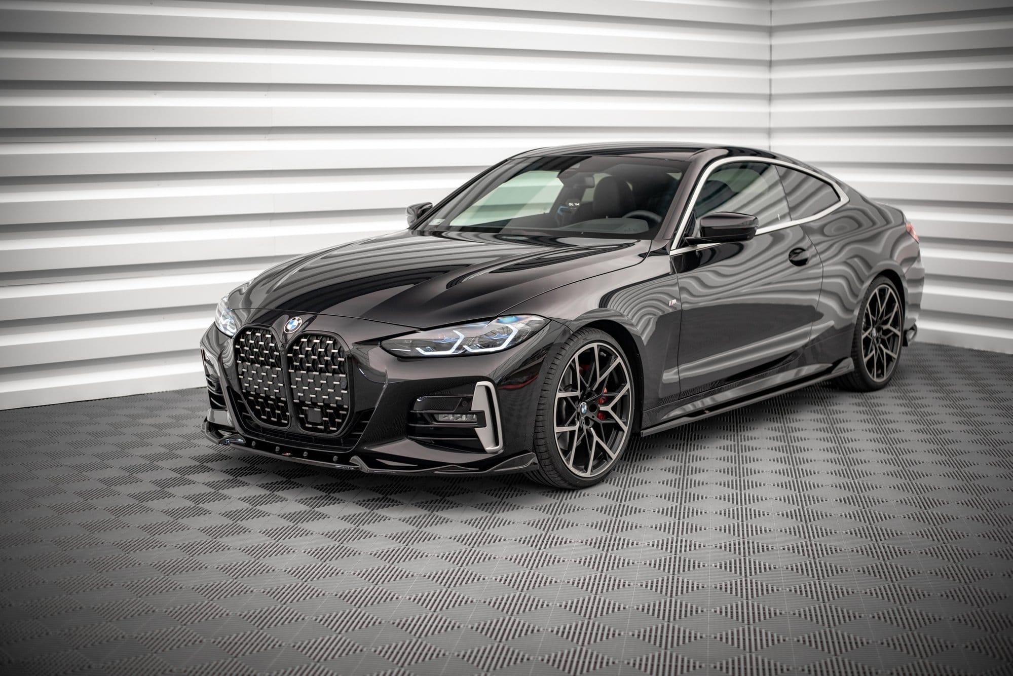 MAXTON DESIGN - Spoiler pod Predný náraznik V.2 vhodné pre BMW 4 M-Pack G22 , Čierny lesk
, – Obrázok 3