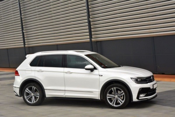 MAXTON DESIGN - Lišty pod prahy Vw Tiguan Mk2 R-Line , 353
Čierny lesk – Obrázok 2