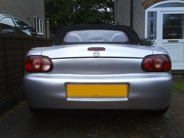 MAXTON DESIGN - Zadný náraznik 2 MAZDA MX5 MK2.5 , Sklené vlákno v zaklad. nátere