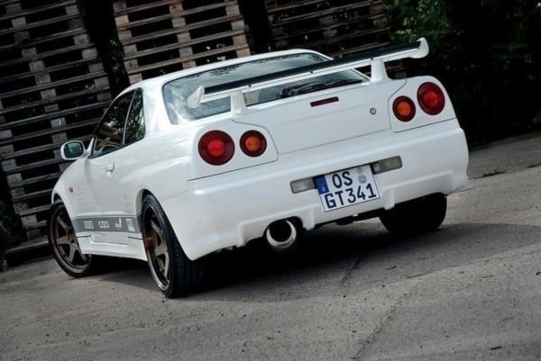 MAXTON DESIGN - REAR LIGHTS COVERS NISSAN SKYLINE R34 GTR GTR LOOK , Sklené vlákno bez P.U