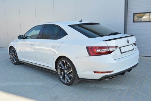 MAXTON DESIGN - Predlženie strechy  Skoda Superb Mk3 / Mk3 FL Hatchback , Čierny lesk – Obrázok 6