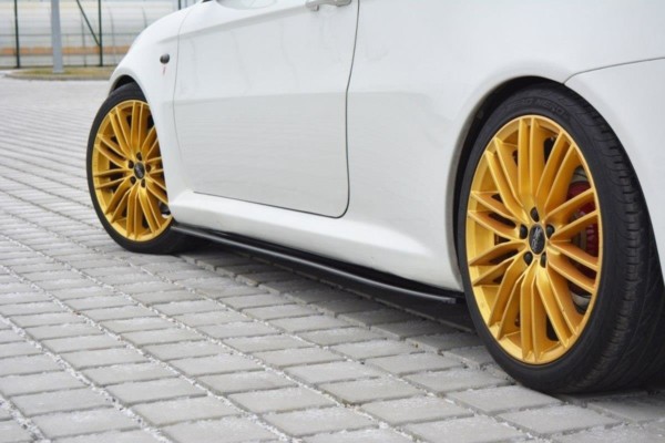 MAXTON DESIGN - Lišty pod prahy Alfa Romeo GT , Čierny lesk – Obrázok 4