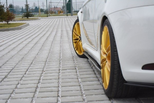 MAXTON DESIGN - Lišty pod prahy Alfa Romeo GT , Čierny lesk – Obrázok 5