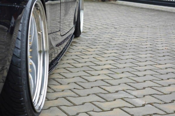 MAXTON DESIGN - Lišty pod prahy for vhodné pre BMW 3 E92 M-PACK FACELIFT , Čierny lesk – Obrázok 4