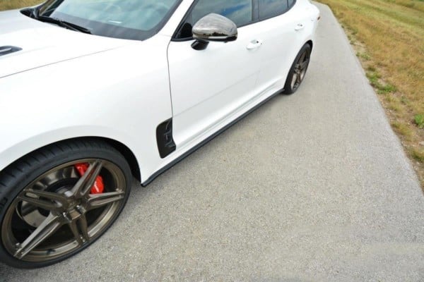 MAXTON DESIGN - Lišty pod prahy KIA STINGER GT , Čierny lesk