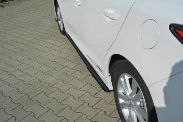 MAXTON DESIGN - Lišty pod prahy Lexus CT Mk1 Facelift , Čierny lesk – Obrázok 4