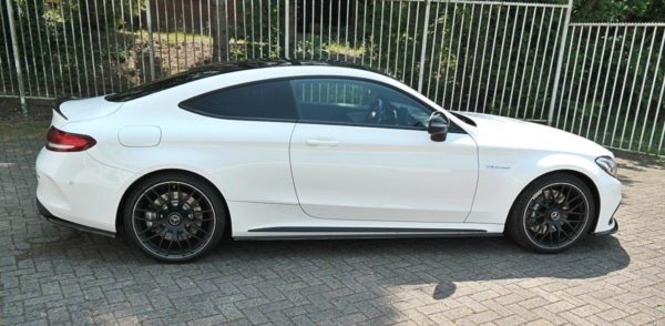 MAXTON DESIGN - Lišty pod prahy Mercedes C-class C205 63AMG Coupe , Čierny lesk – Obrázok 3