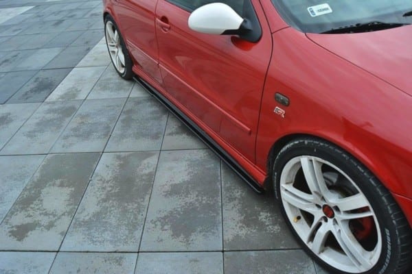 MAXTON DESIGN - Lišty pod prahy Seat Leon Mk1 Cupra , Čierny lesk – Obrázok 2