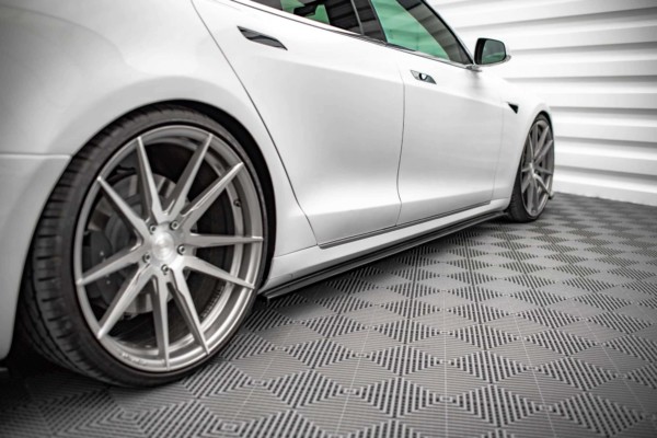 MAXTON DESIGN - Lišty pod prahy Tesla Model S Facelift , Čierny lesk – Obrázok 4