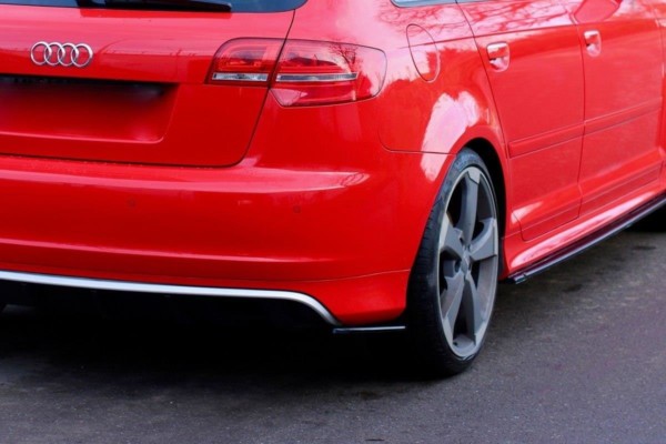 MAXTON DESIGN - Bočné difúzory zadného náraznika Audi RS3 8P , Čierny lesk – Obrázok 2