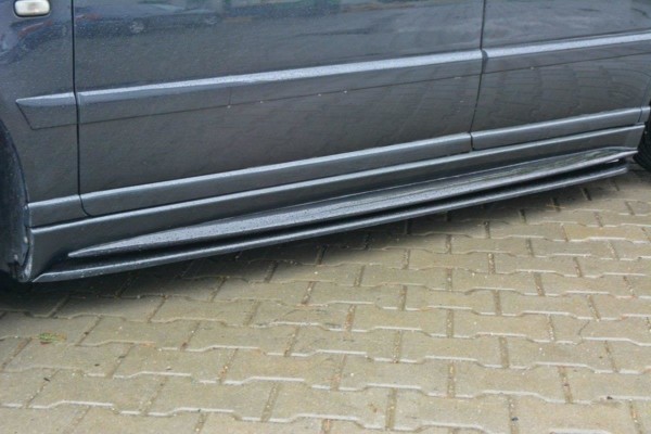 MAXTON DESIGN - Lišty pod prahy AUDI S4 B5 , Čierny lesk – Obrázok 4