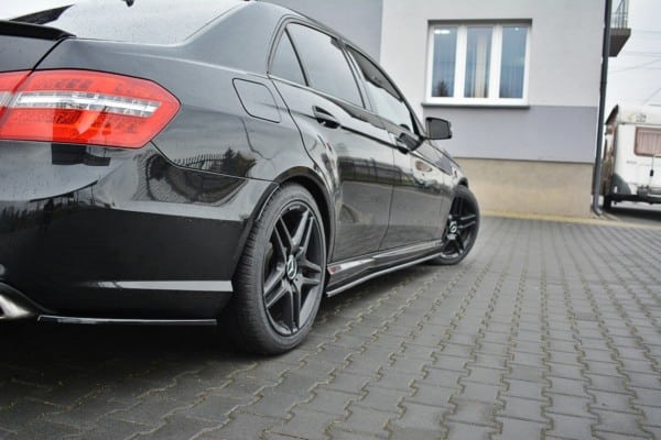 MAXTON DESIGN - Lišty pod prahy MERCEDES-BENZ E63 AMG W212 , Textured – Obrázok 2