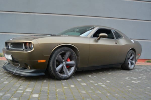 MAXTON DESIGN - HYBRID Spoiler pod Predný náraznik   V.1 DODGE CHALLENGER MK3. PHASE-I SRT8 COUPE , ABS+Čierny lesk – Obrázok 4