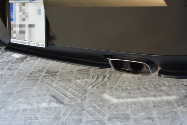 MAXTON DESIGN - Stredový spoiler pod zadný náraznik DODGE CHALLENGER MK3. PHASE-I SRT8 COUPE (without vertical bars) , Čierny lesk