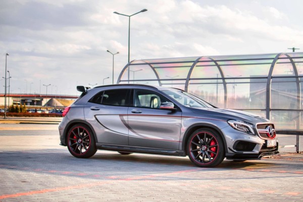 MAXTON DESIGN - Lišty pod prahy MERCEDES-BENZ GLA 45 AMG SUV (X156) PREFACE , Čierny lesk – Obrázok 4