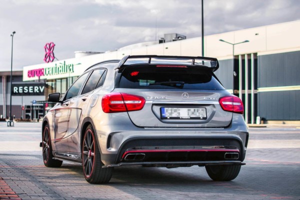 MAXTON DESIGN - Predlženie spoilera MERCEDES-BENZ GLA 45 AMG SUV (X156) PREFACE , Čierny lesk 
Maxton ABS CAP – Obrázok 2